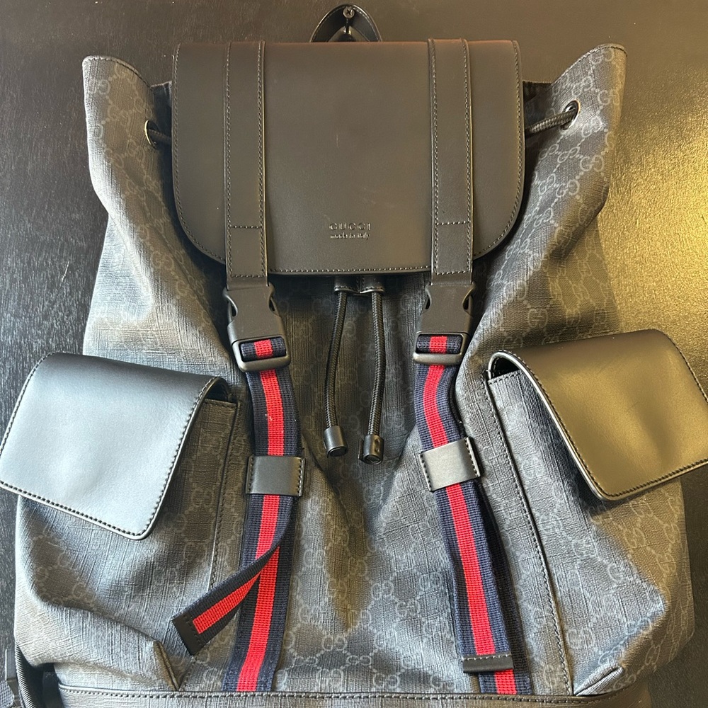 GG SUPREME BLACK BACKPACK
